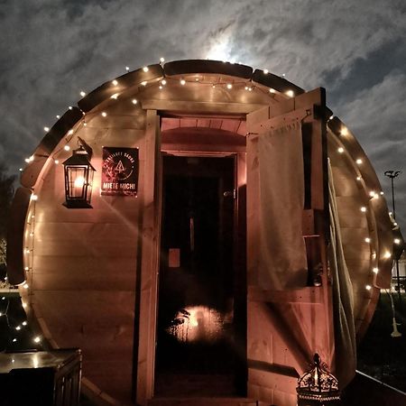 Ruhig Gelegene, Top Moderne Ferienwohnung - Hot Tub Und Sauna Gegen Aufpreis Neuhaus an Der Eger エクステリア 写真