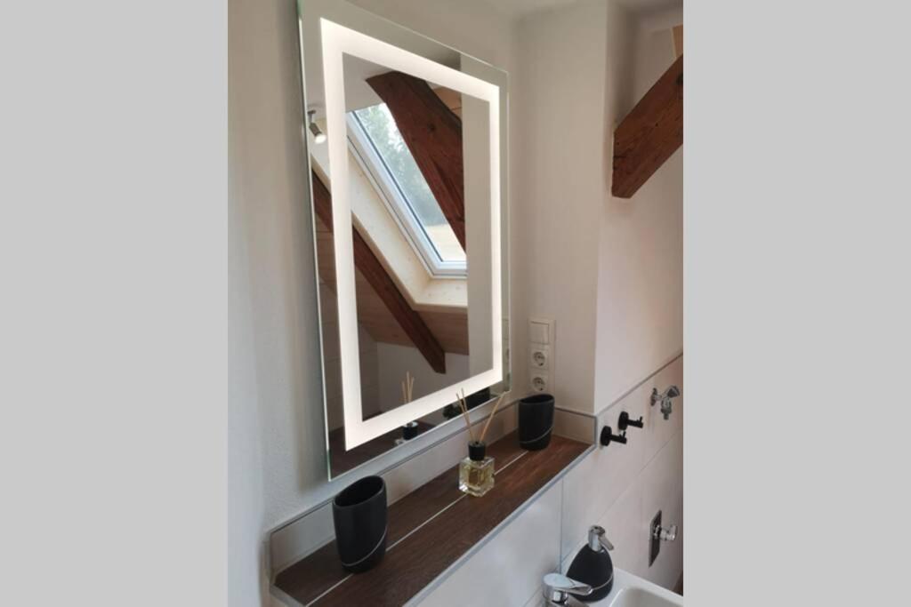 Ruhig Gelegene, Top Moderne Ferienwohnung - Hot Tub Und Sauna Gegen Aufpreis Neuhaus an Der Eger エクステリア 写真