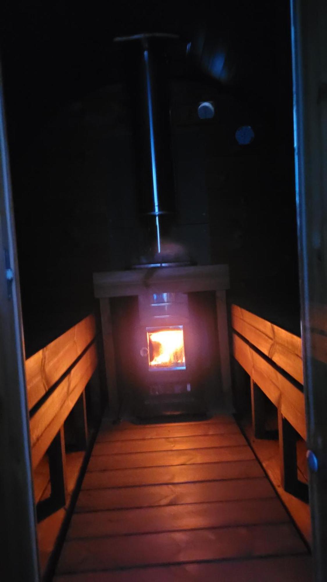 Ruhig Gelegene, Top Moderne Ferienwohnung - Hot Tub Und Sauna Gegen Aufpreis Neuhaus an Der Eger エクステリア 写真